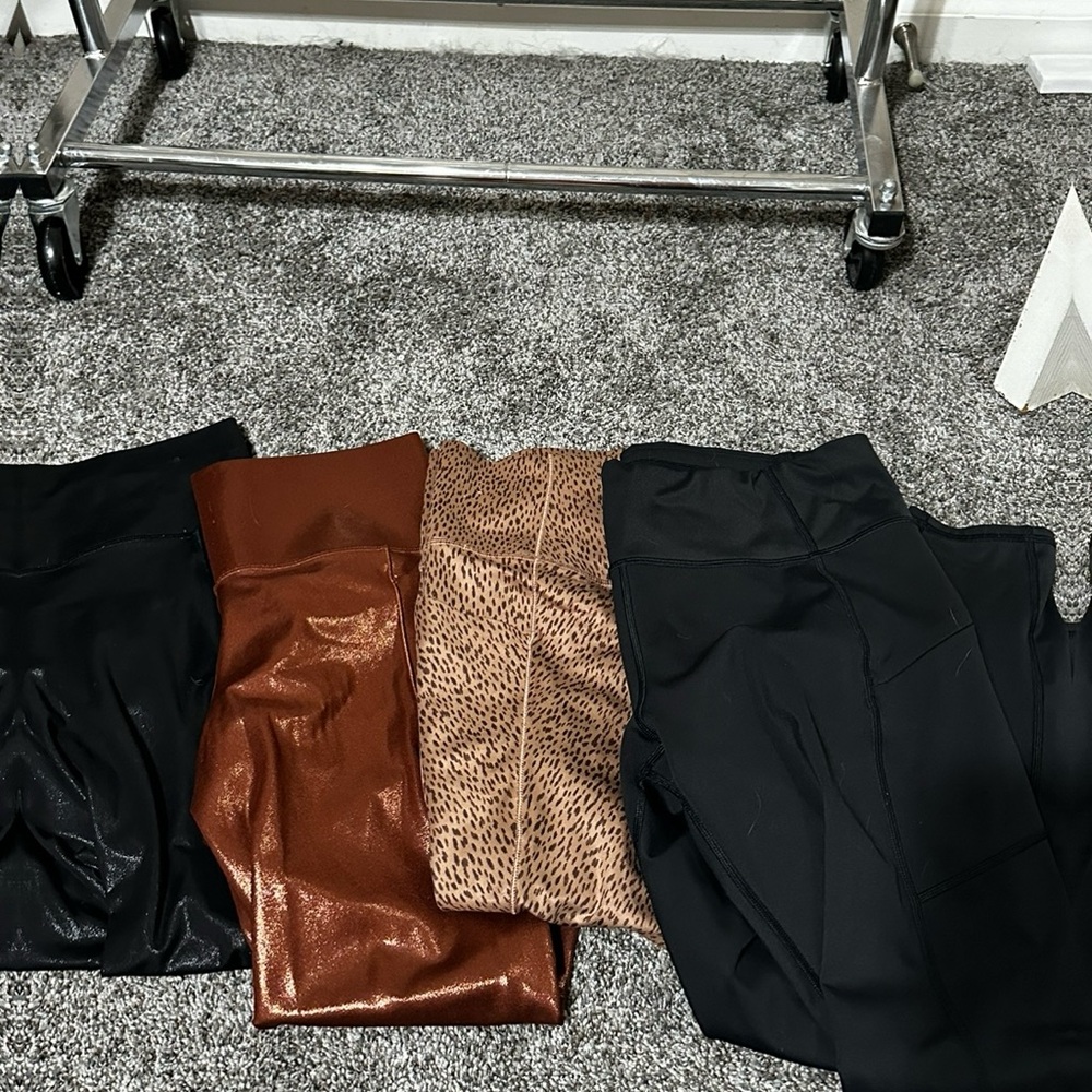 Athlete Leggings bundle M/Lp 2 new and never worn